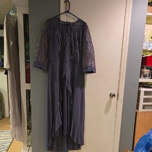 Elegant Lace Sleeve Evening Dress